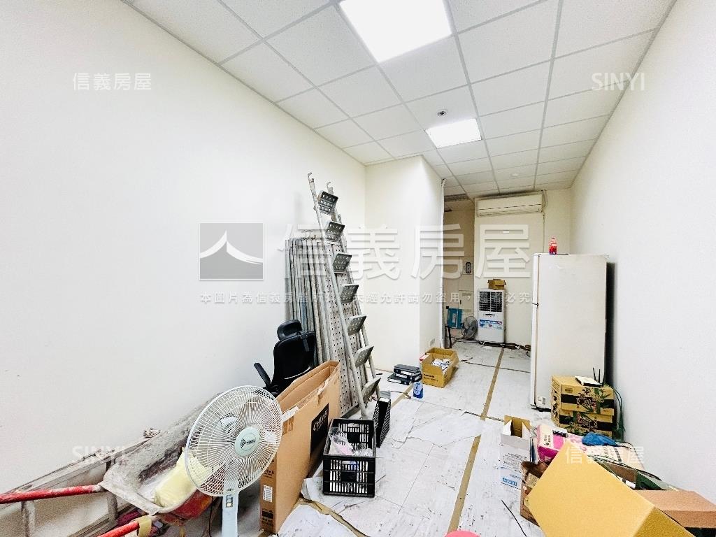 晴光商圈人潮全新店面房屋室內格局與周邊環境