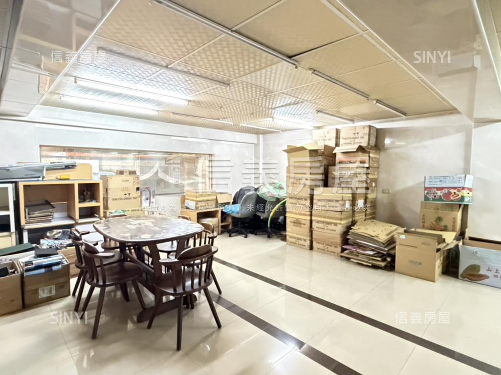 整宅大店面房屋室內格局與周邊環境