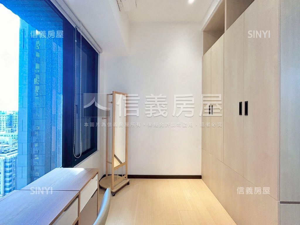 國賓高樓輕質感美裝潢三房房屋室內格局與周邊環境