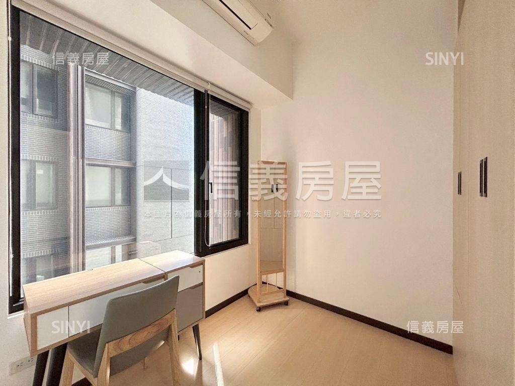 國賓高樓輕質感美裝潢三房房屋室內格局與周邊環境