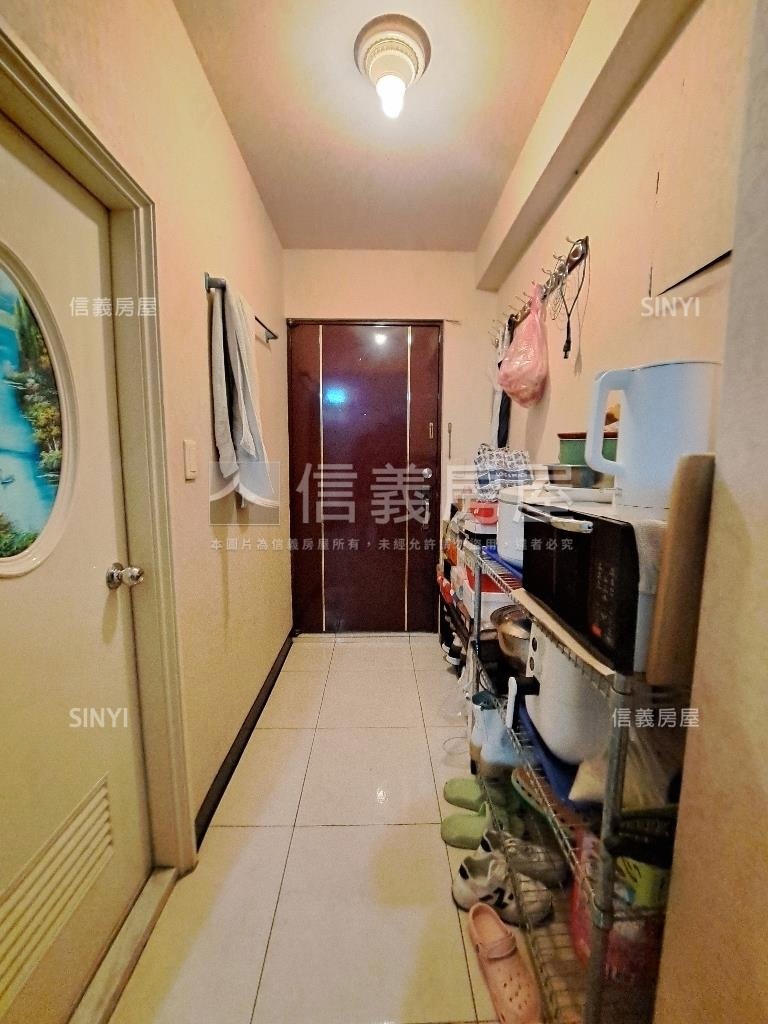 近市政府套房稀有釋出房屋室內格局與周邊環境