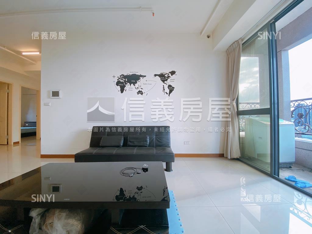 四季帝王景觀大三房車位房屋室內格局與周邊環境