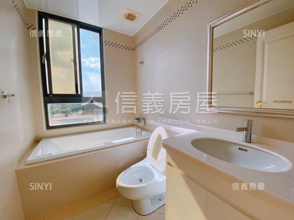 四季帝王景觀大三房車位房屋室內格局與周邊環境