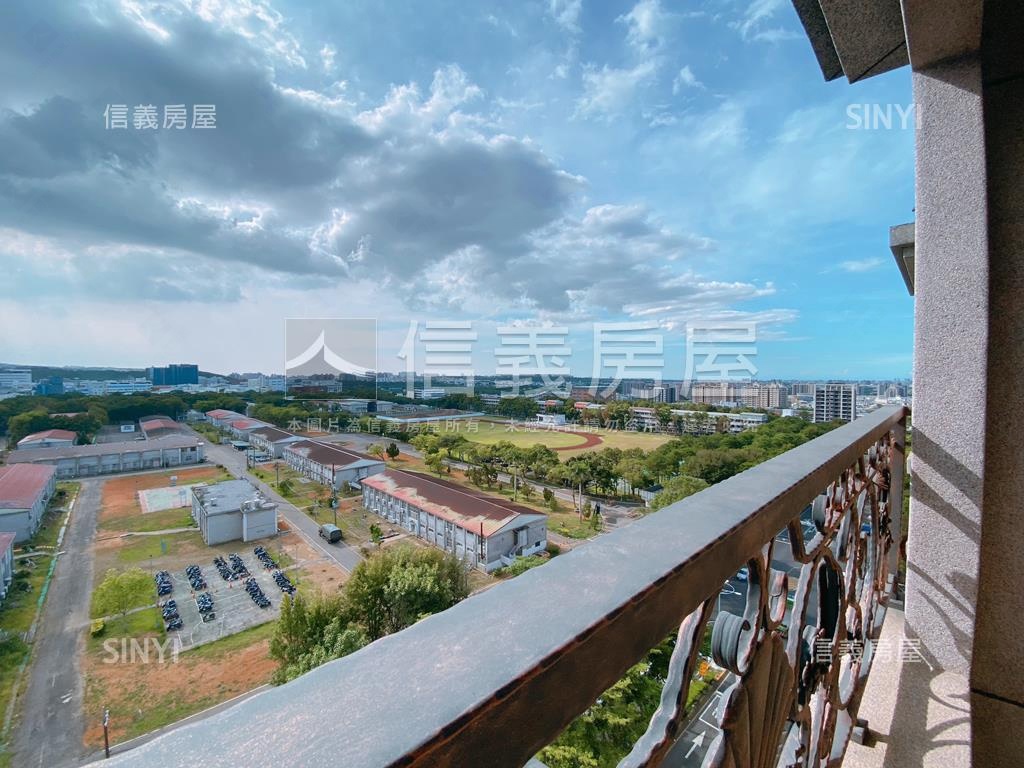 四季帝王景觀大三房車位房屋室內格局與周邊環境