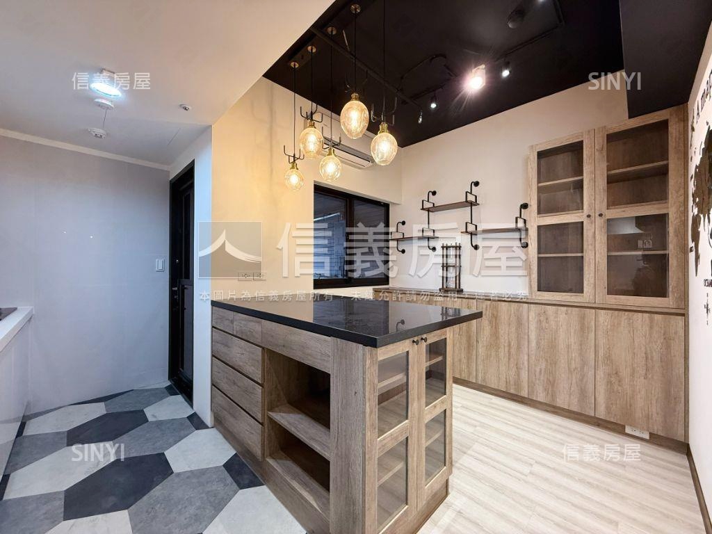 臻愛㊣漂亮裝潢附Ｂ１平車房屋室內格局與周邊環境