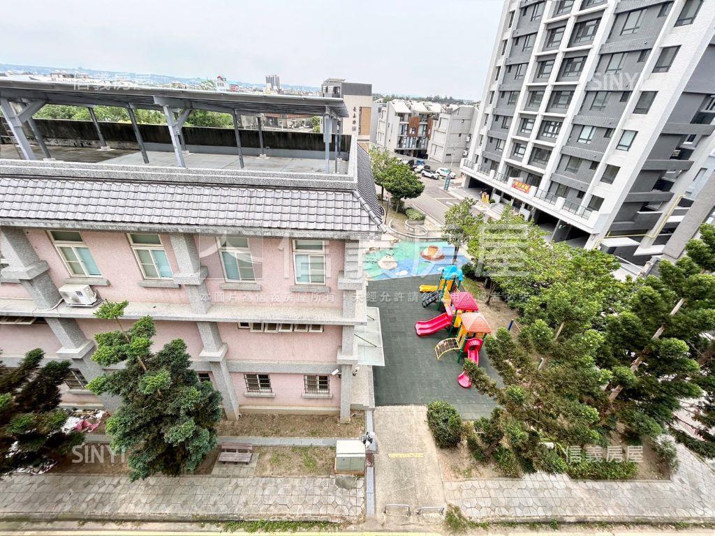 品益天尊面公園美透天房屋室內格局與周邊環境
