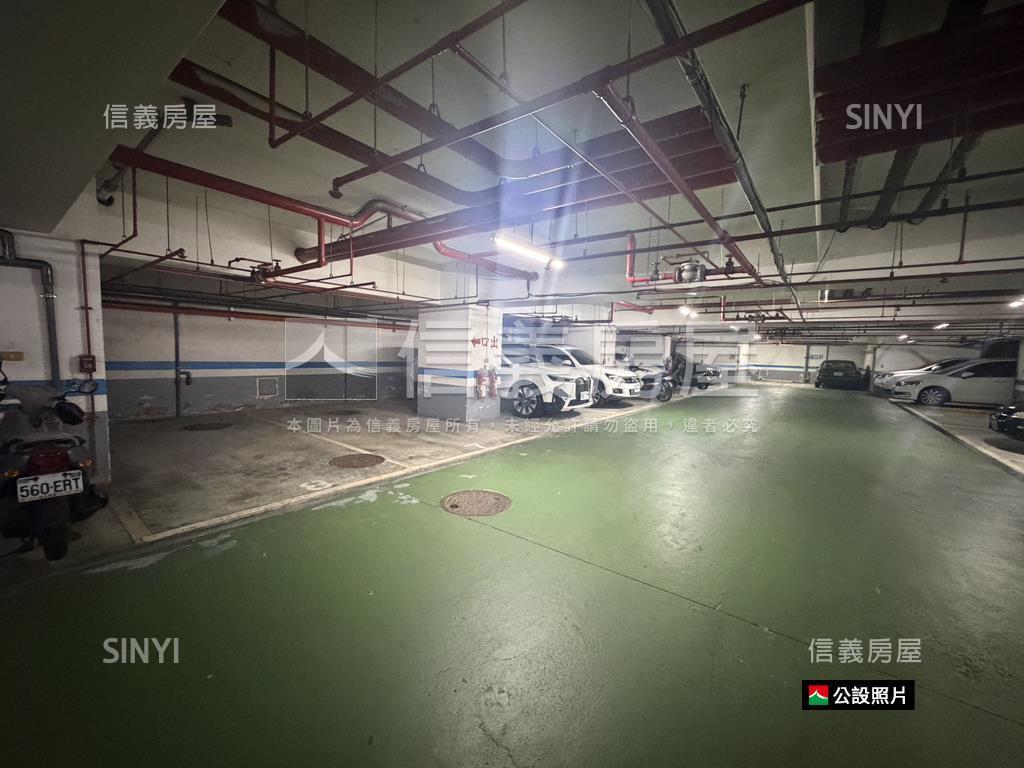 勳章獨立產權坡道平面車位房屋室內格局與周邊環境