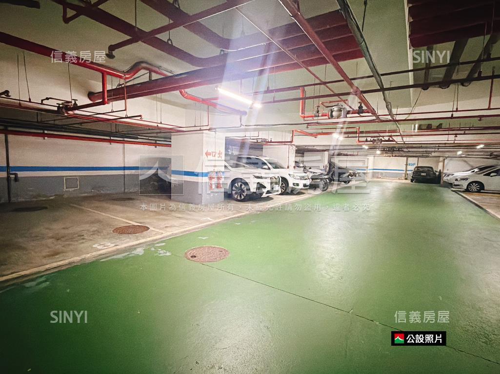 勳章獨立產權坡道平面車位房屋室內格局與周邊環境