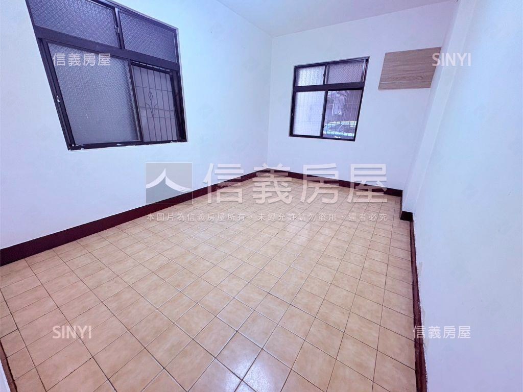 ★新埔面寬邊間雙衛開窗★房屋室內格局與周邊環境