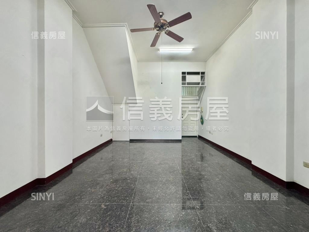 近楠梓科技園區正路金透店房屋室內格局與周邊環境