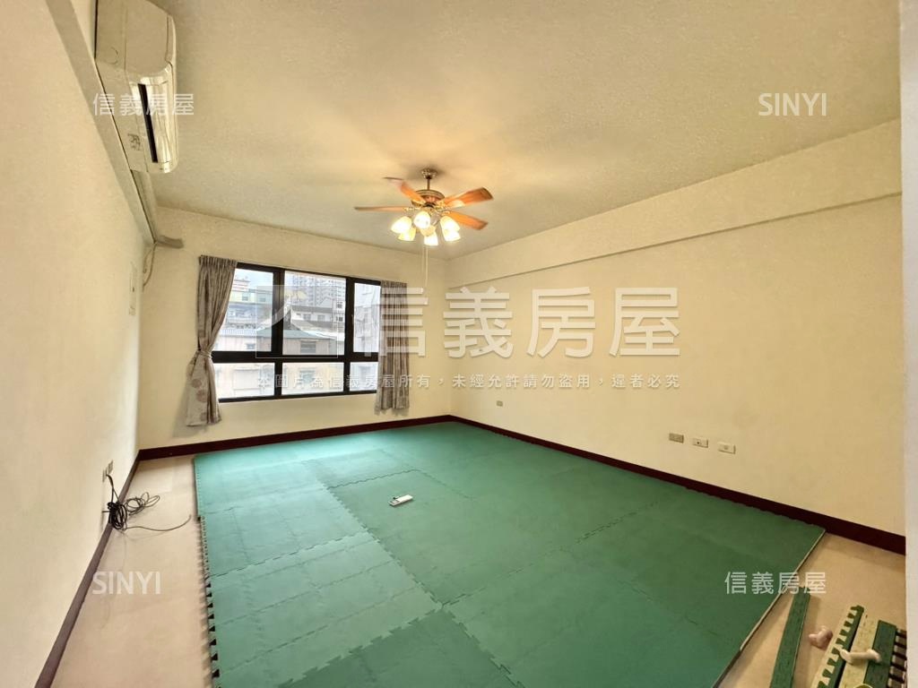近楠梓科技園區正路金透店房屋室內格局與周邊環境