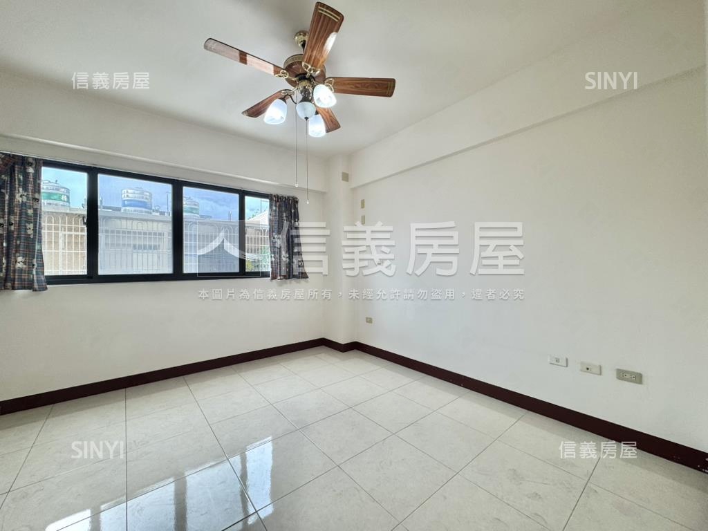 近楠梓科技園區正路金透店房屋室內格局與周邊環境