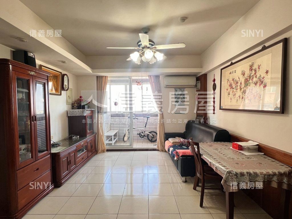 鵬程萬里外棟採光三房房屋室內格局與周邊環境