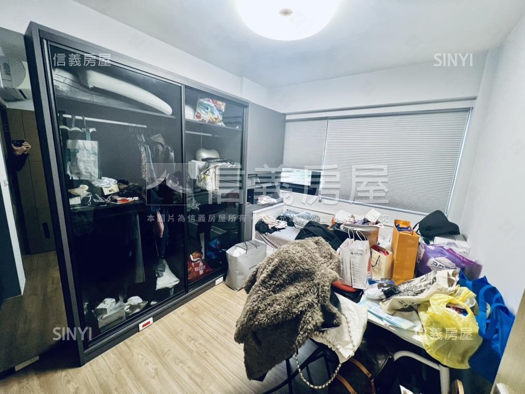 專任南京２房紫金藏房屋室內格局與周邊環境