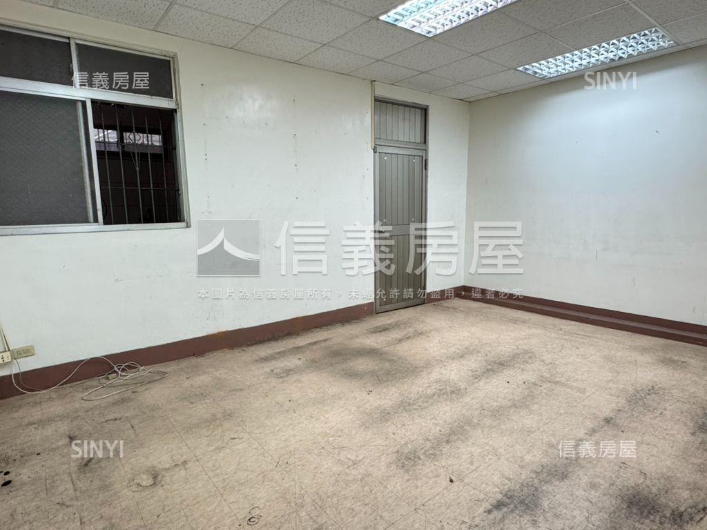 近內科面寬店面房屋室內格局與周邊環境