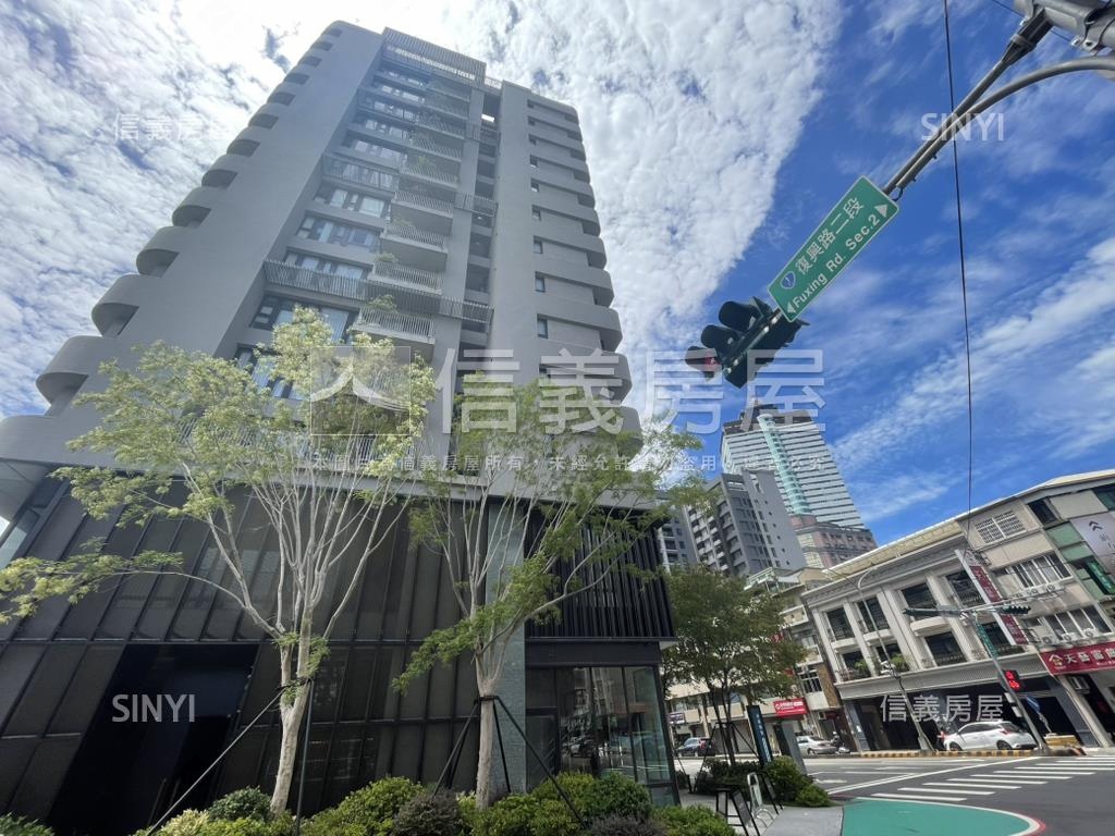 全新挑高旗艦電梯大角店房屋室內格局與周邊環境