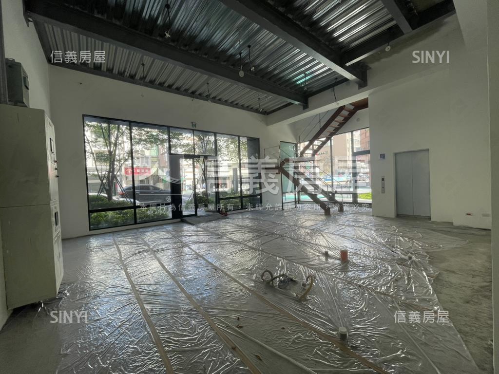 全新挑高旗艦電梯大角店房屋室內格局與周邊環境
