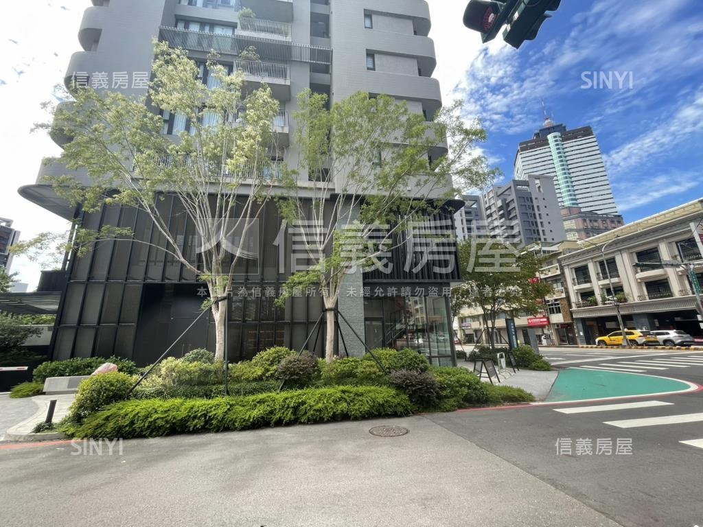 全新挑高旗艦電梯大角店房屋室內格局與周邊環境