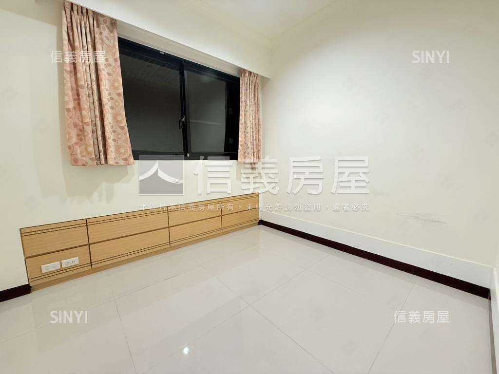 寶徠花園漂亮三房車位房屋室內格局與周邊環境