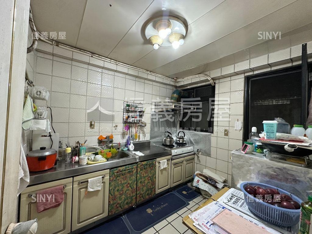 寶殿大廈都更宅房屋室內格局與周邊環境