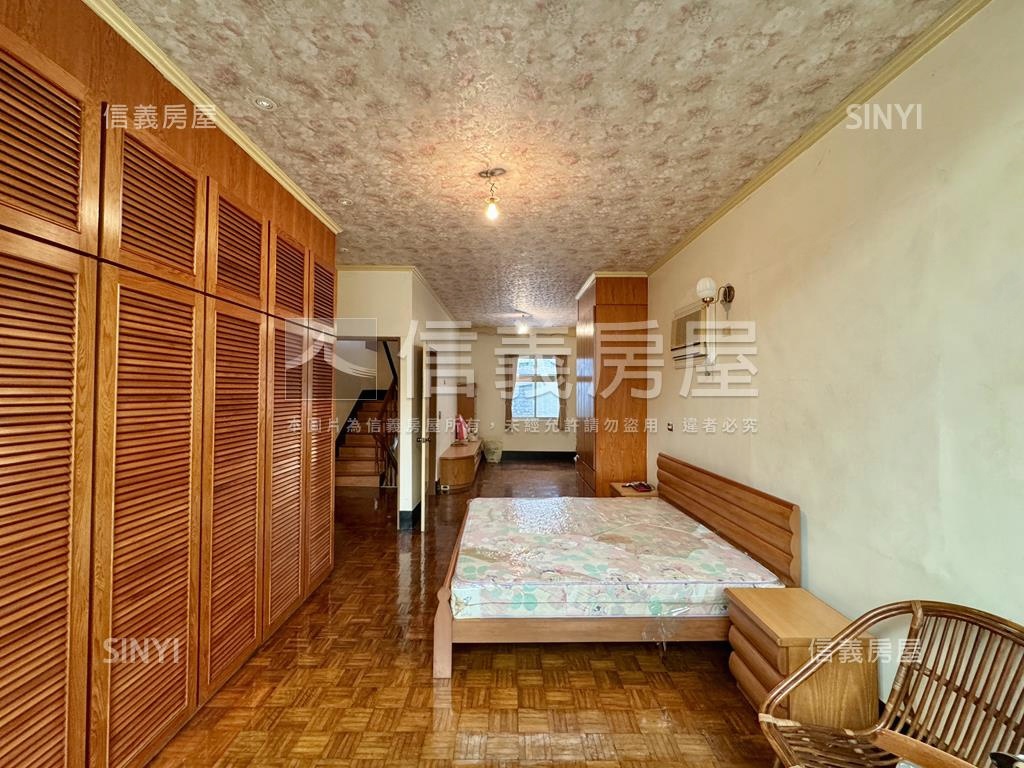 瑞豐社區面寬透天車墅房屋室內格局與周邊環境