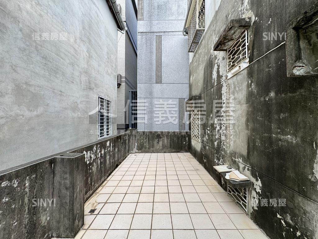 瑞豐社區面寬透天車墅房屋室內格局與周邊環境