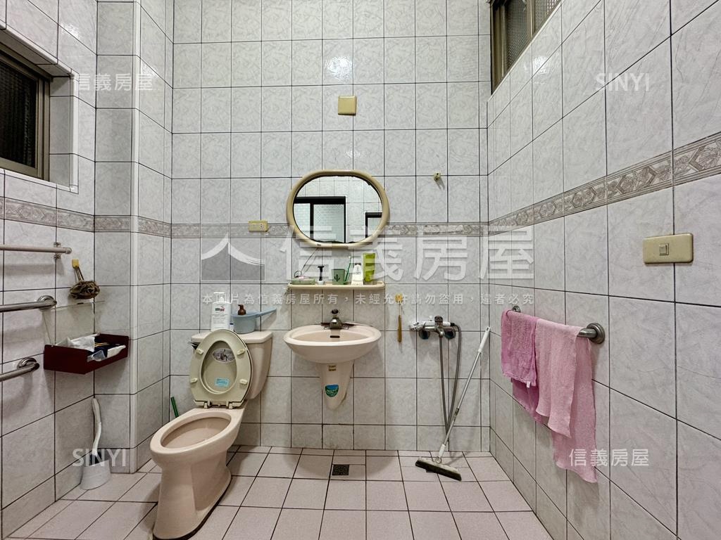 瑞豐社區面寬透天車墅房屋室內格局與周邊環境