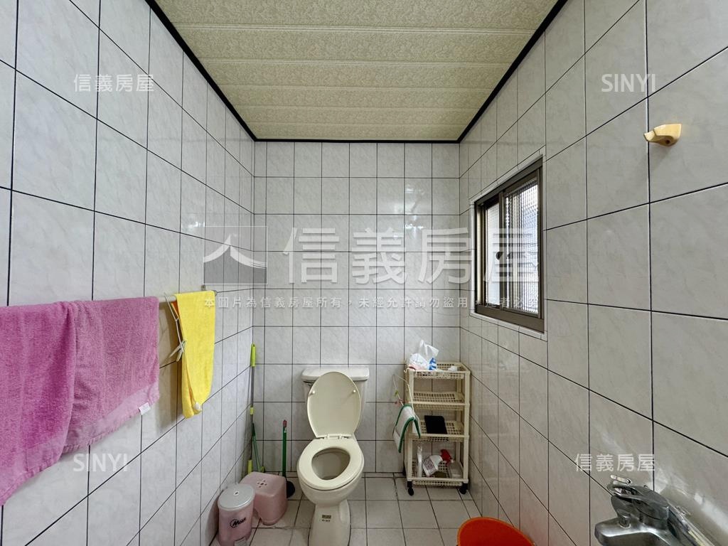 瑞豐社區面寬透天車墅房屋室內格局與周邊環境