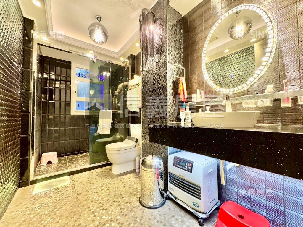 大千琉璃高樓四房雙車位房屋室內格局與周邊環境