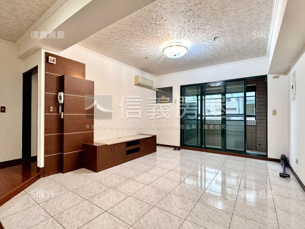 金馬迎春・河堤採光三房房屋室內格局與周邊環境