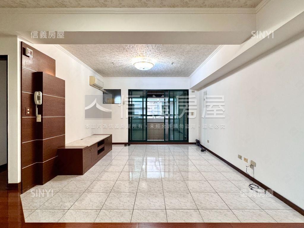 金馬迎春・河堤採光三房房屋室內格局與周邊環境