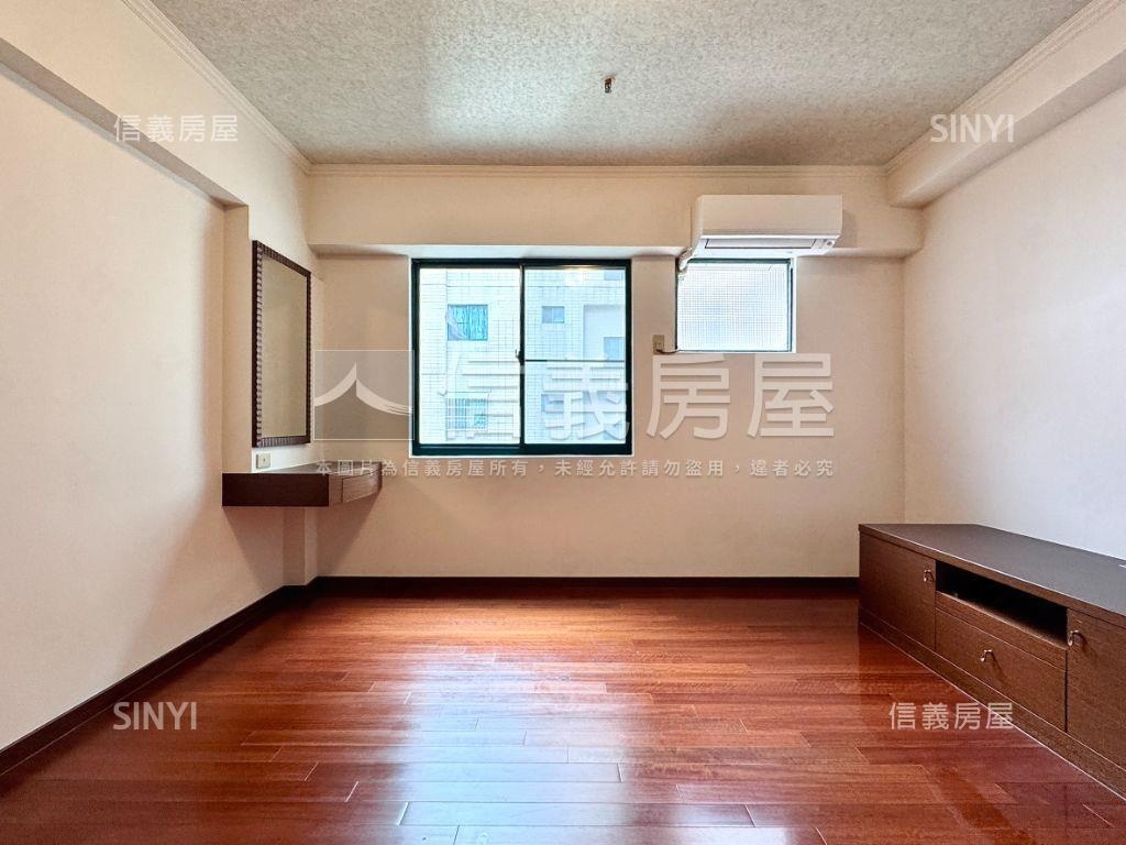 金馬迎春・河堤採光三房房屋室內格局與周邊環境