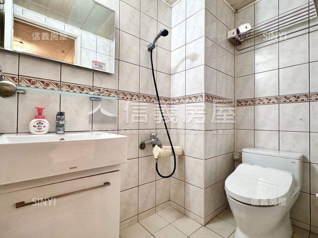 金馬迎春・河堤採光三房房屋室內格局與周邊環境