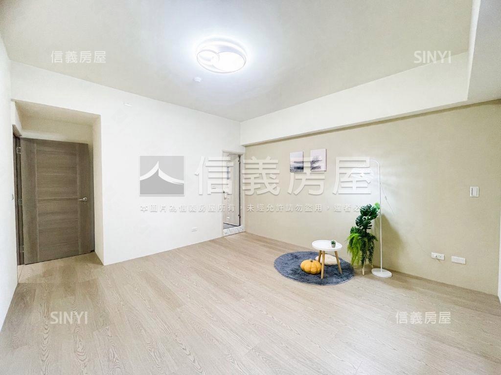 左營高鐵榮總樹景三房平車房屋室內格局與周邊環境