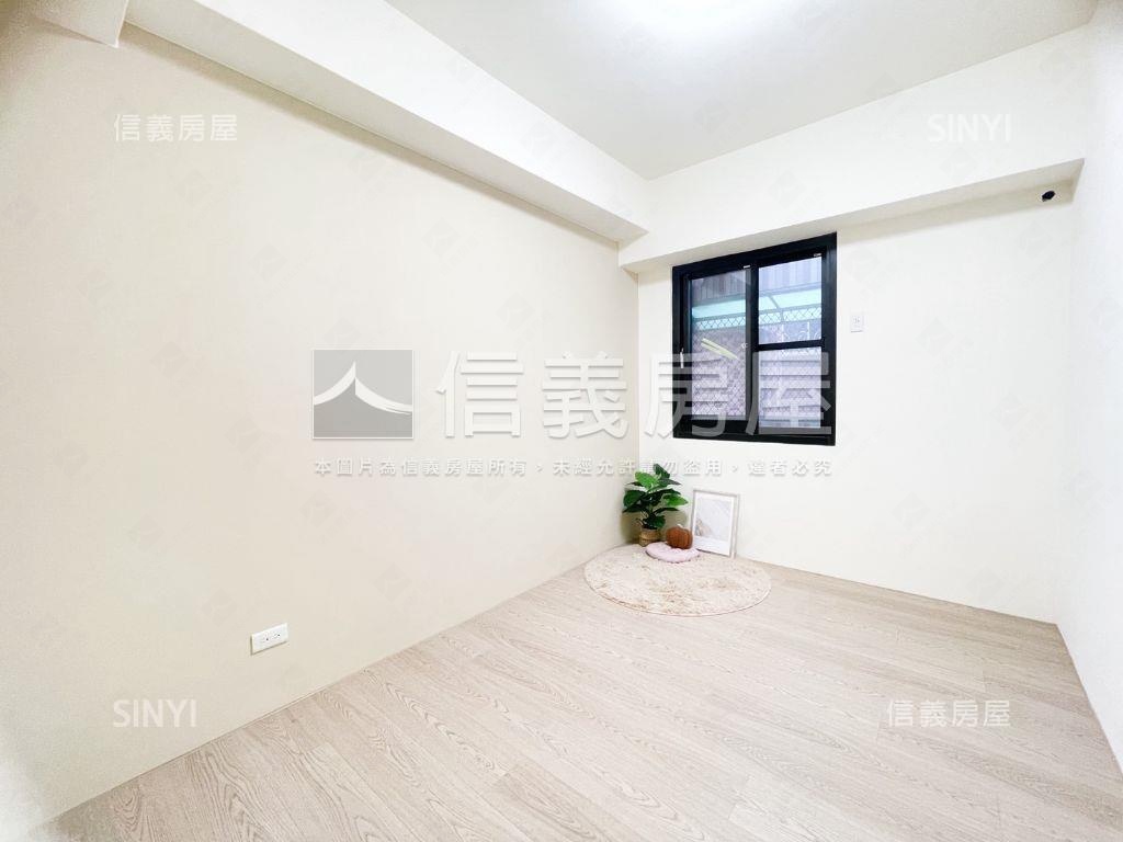 左營高鐵榮總樹景三房平車房屋室內格局與周邊環境