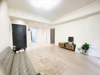 左營綠意亮美三房平車