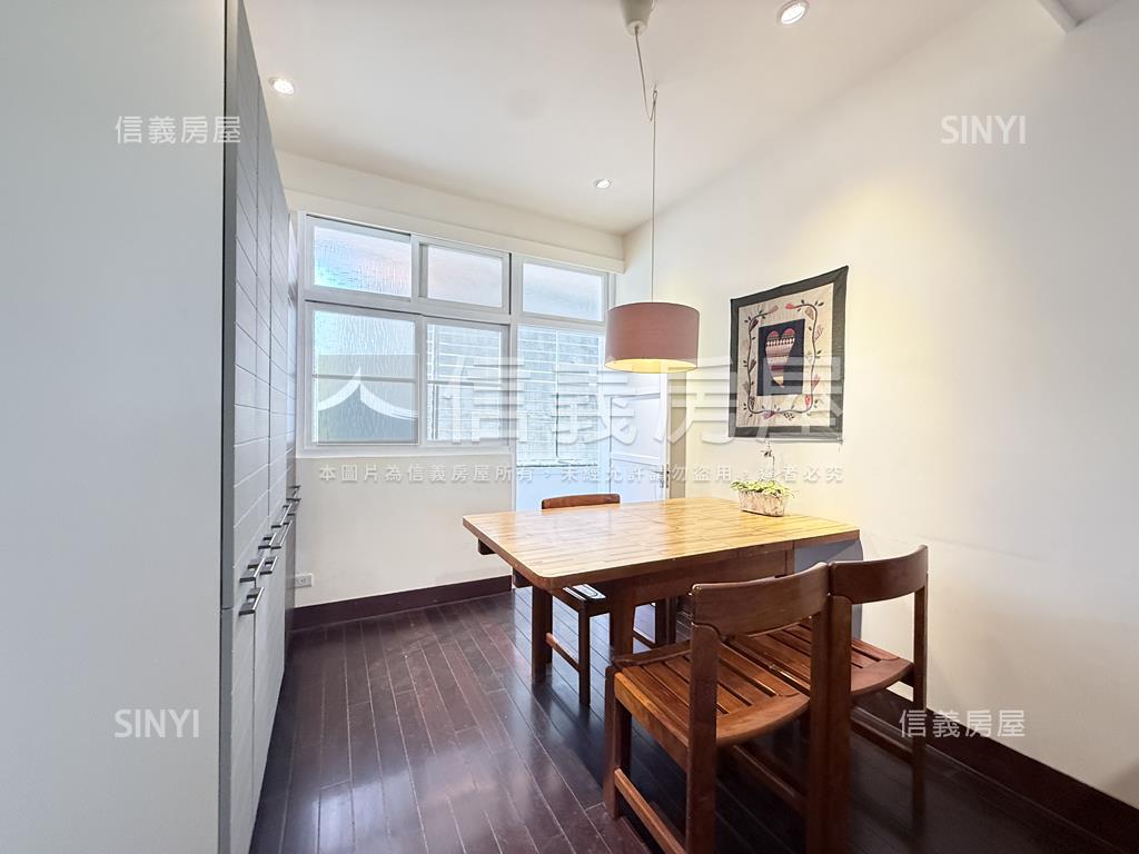 ３樓文青懷舊４房房屋室內格局與周邊環境