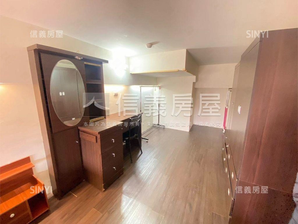 市區蒂芬妮邊間套房房屋室內格局與周邊環境