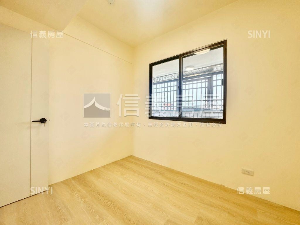 近興大入門陽台三房車位！房屋室內格局與周邊環境