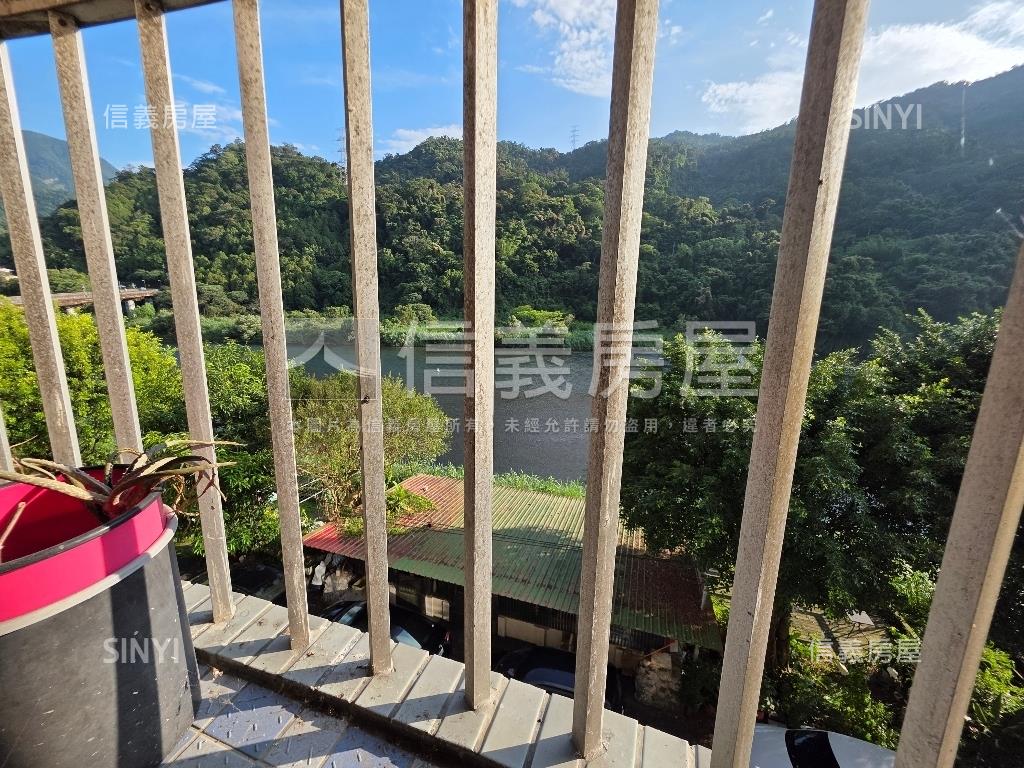 新烏路二段三樓美寓房屋室內格局與周邊環境
