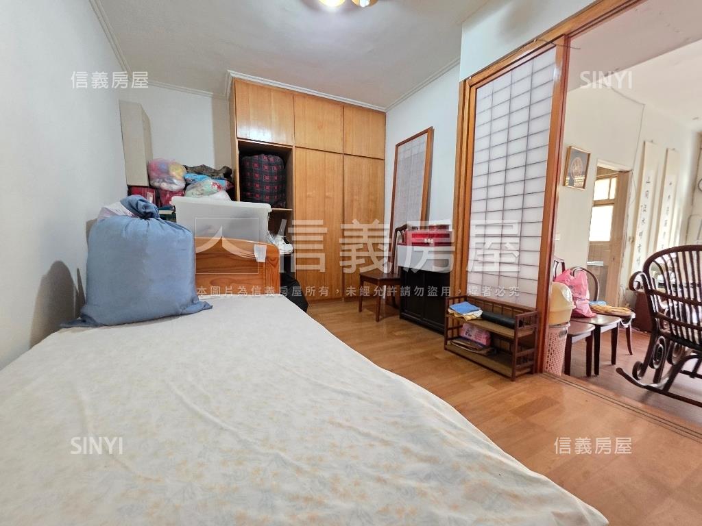 新烏路二段三樓美寓房屋室內格局與周邊環境