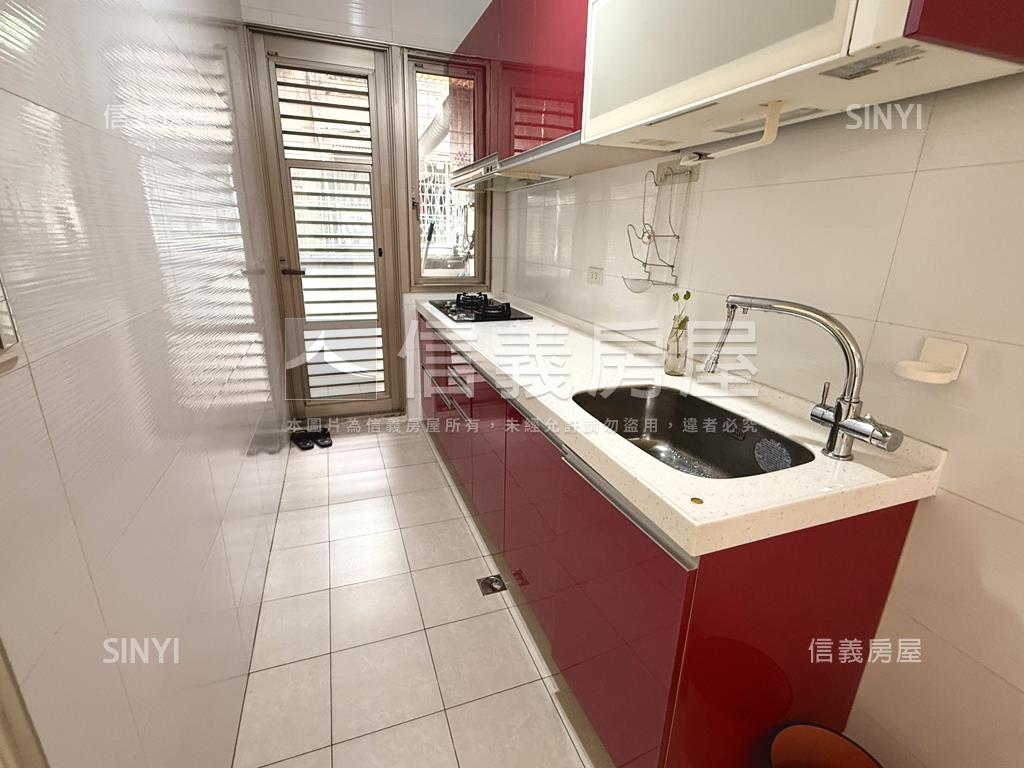 龍江公寓三房房屋室內格局與周邊環境