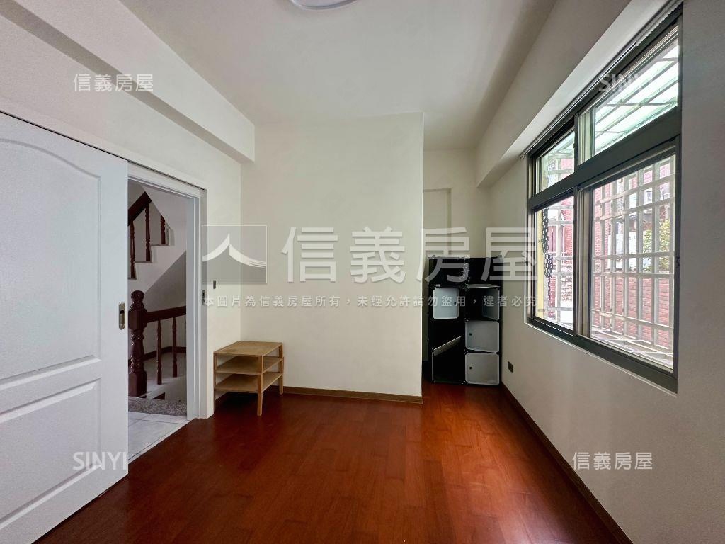 近捷運透店！不用三千萬！房屋室內格局與周邊環境