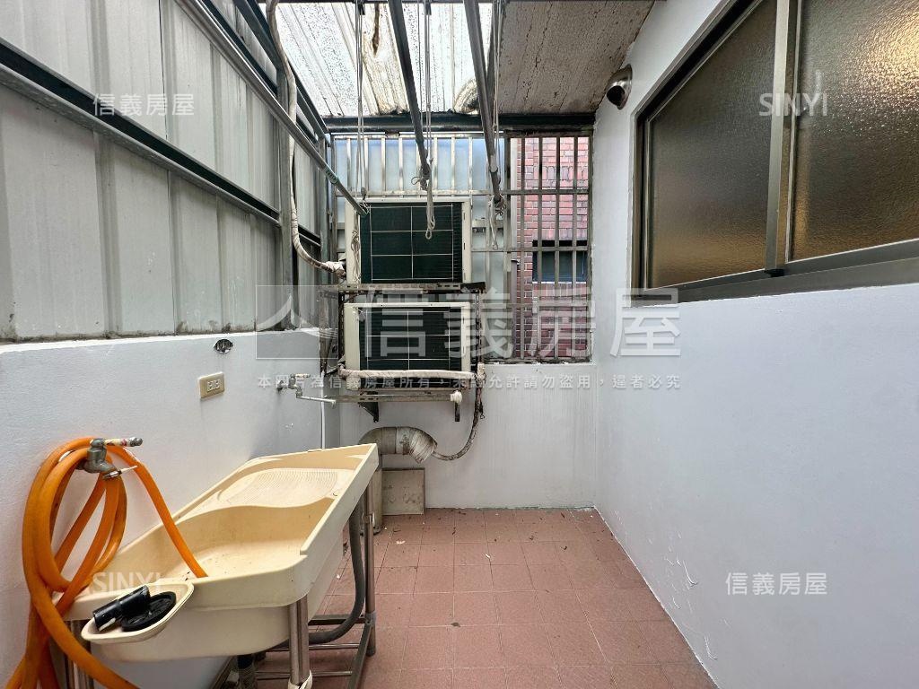 近捷運透店！不用三千萬！房屋室內格局與周邊環境