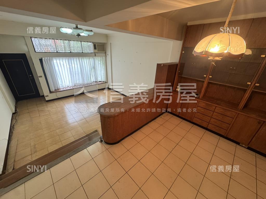 台北小城溫馨美築房屋室內格局與周邊環境