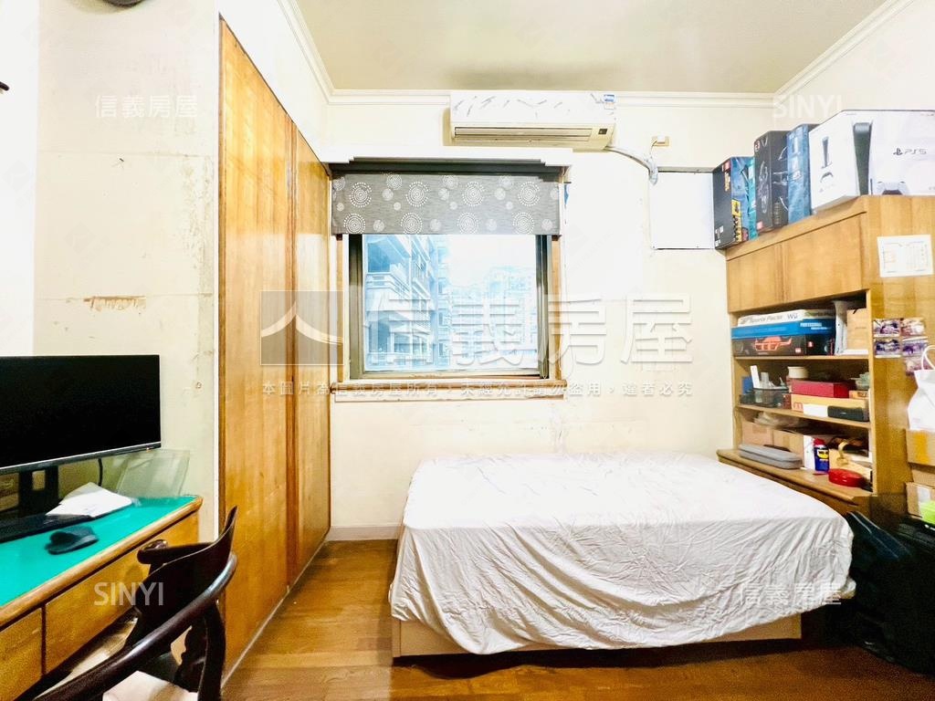 ◆名家林園◆３房坡平車位房屋室內格局與周邊環境