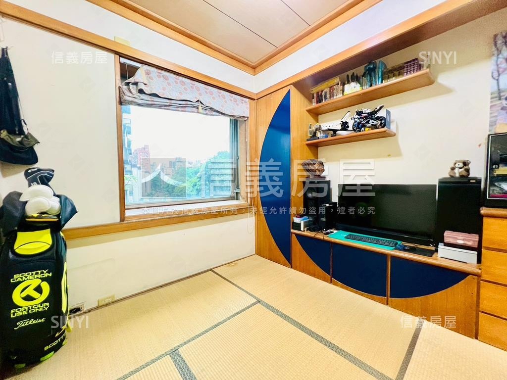 ◆名家林園◆３房坡平車位房屋室內格局與周邊環境