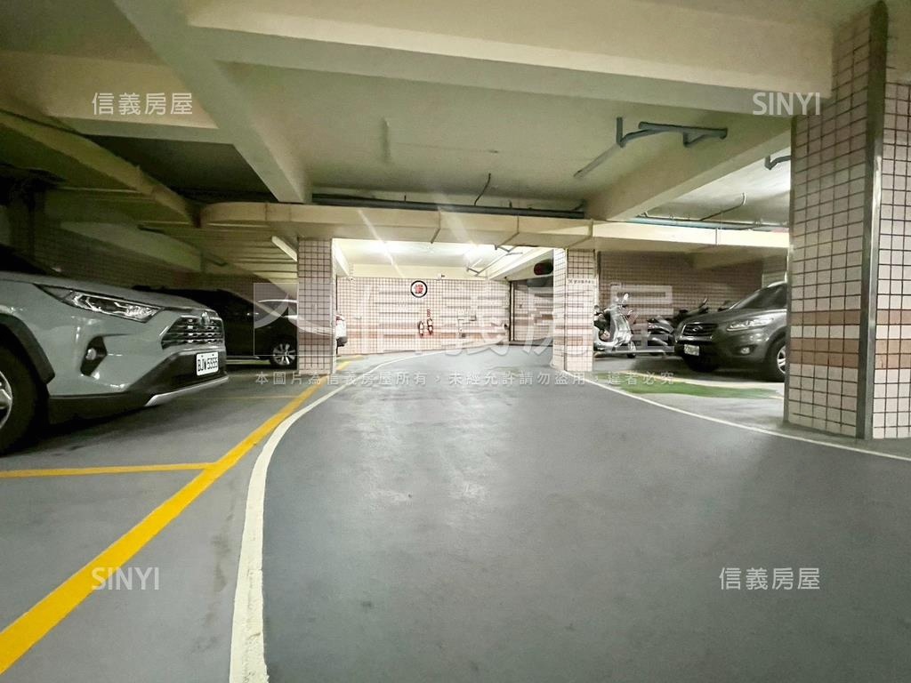 ◆名家林園◆３房坡平車位房屋室內格局與周邊環境