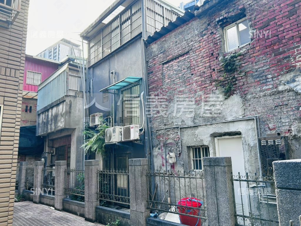 艋舺大道土地大持分房屋室內格局與周邊環境