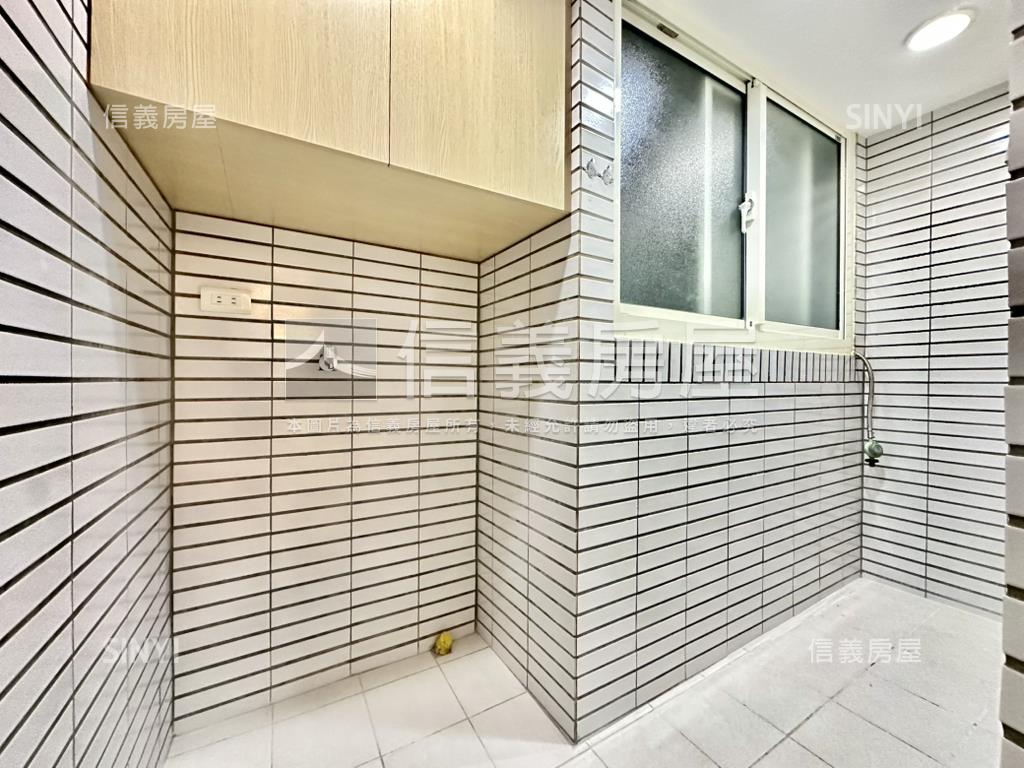 民安街邊間２樓房屋室內格局與周邊環境